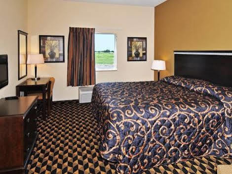 Best Way Inn Клебърн Екстериор снимка